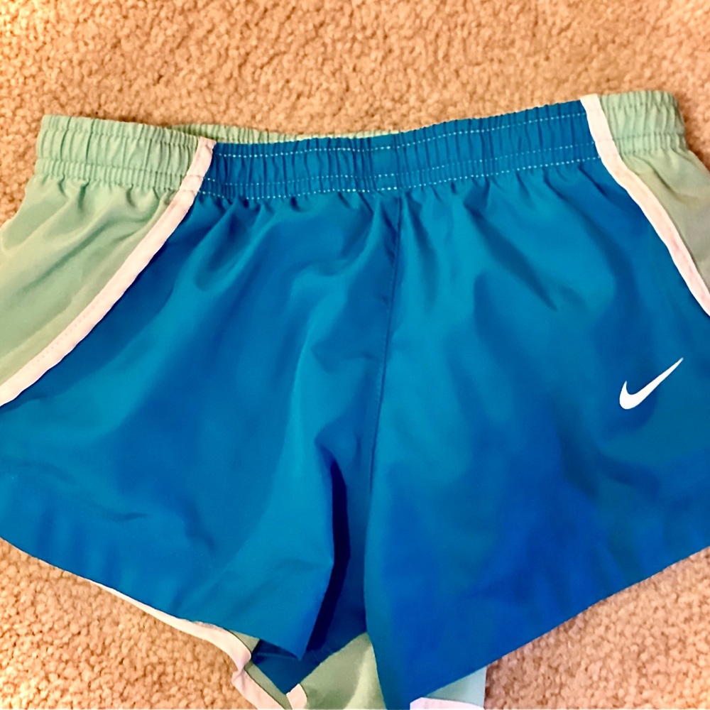 Girls Nike dry fit shorts